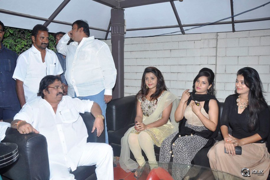 Kakateeyudu-Movie-Trailer-Launch